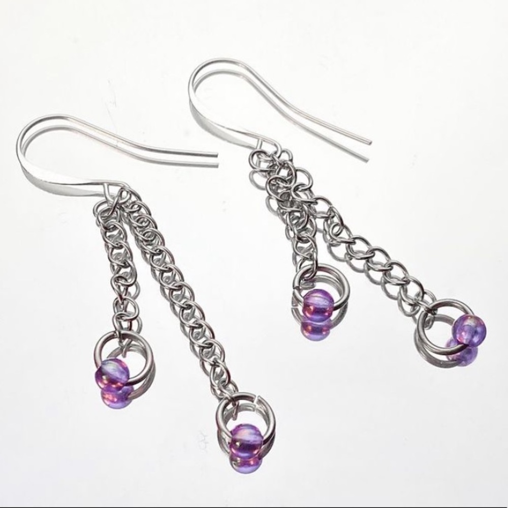 HANDMADE layered earring with purple bead💜